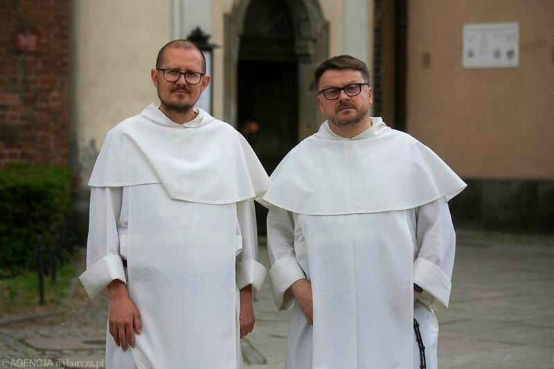 Jak wstąpić do zakonu dominikanów? Wymagania i kolejne etapy rozeznania powołania